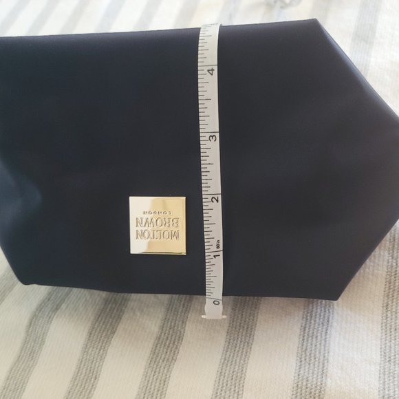 Molton Brown Cosmetic Pouch - Picture 7 of 8
